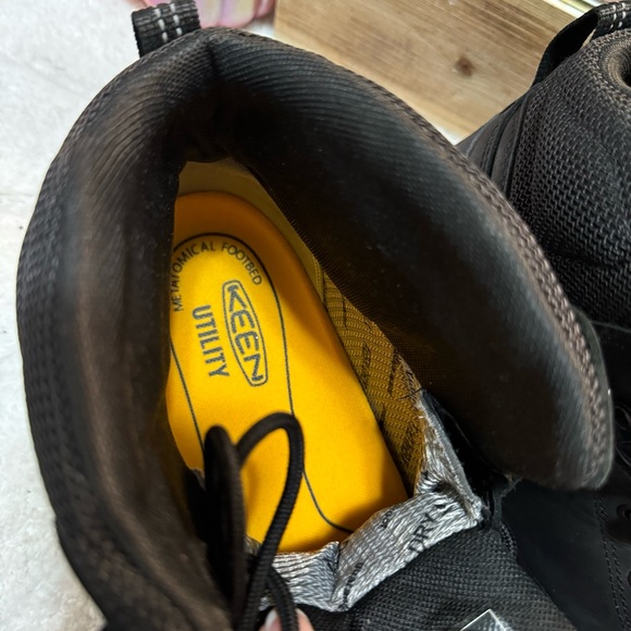 Keen Black Tactical Boots with Rugged Sole - Picture 7 of 7